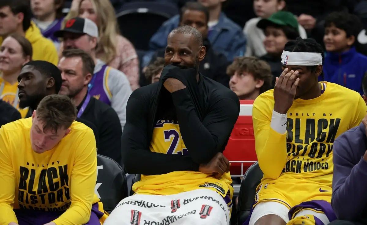 詹姆斯的表现引发NBA总决赛热议
