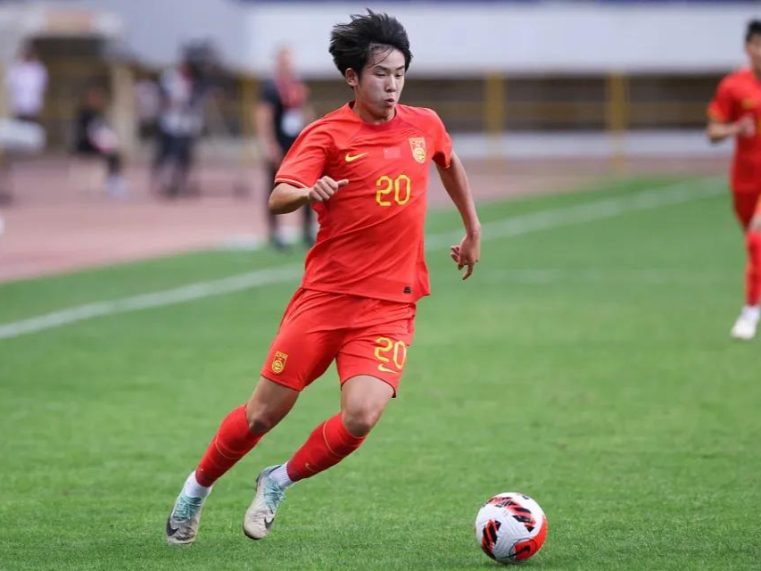 瑞士与立陶宛将在场上较量，备受瞩目的比赛即将上演